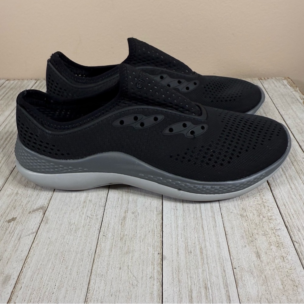 Crocs Lite Ride 360 Womens Sz 8 Navy Slip no laces Mesh Pacer Sneakers